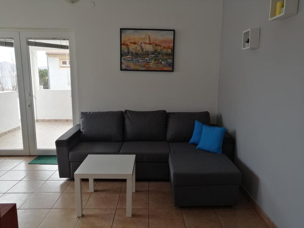 Mirjana Radovic Apartment Baska  Bagian luar foto
