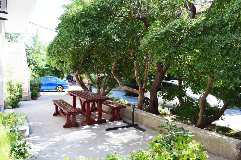 Mirjana Radovic Apartment Baska  Bagian luar foto